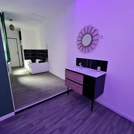 Ng Prestige - Lille I Roubaix Centre - 121 - Balneo - Kitchenette - Terrasse - Wifi - Netflix Apartment Exterior photo