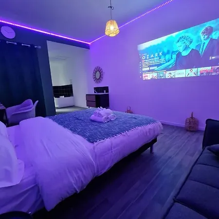 Ng Prestige - Lille I Roubaix Centre - 121 - Balneo - Kitchenette - Terrasse - Wifi - Netflix Apartment Exterior photo