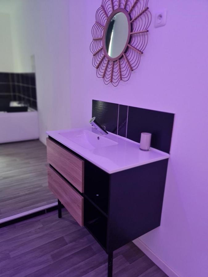 Ng Prestige - Lille I Centre - 121 - Balneo - Kitchenette - Terrasse - Wifi - Netflix